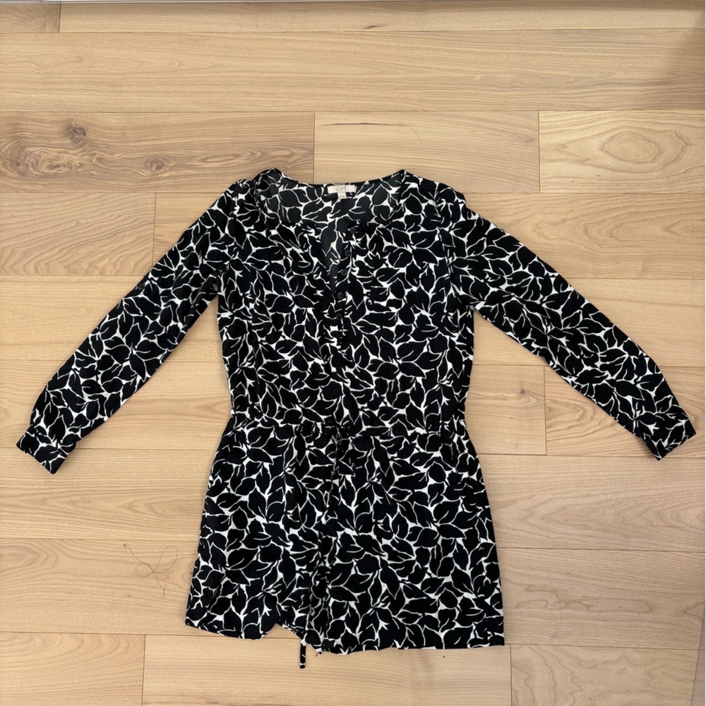 LOFT Black and White Leaf Print Romper